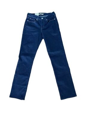 Levi's Women's Classic  Straight Leg Mid Rise Stretch Jeans in Dark Blue